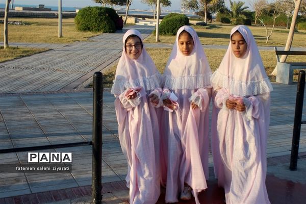 جشن دانش‌آموزان روزه اولی در بوشهر