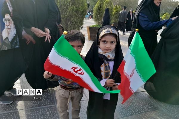 اجتماع مردمی مدافعان حریم خانواده در اصفهان