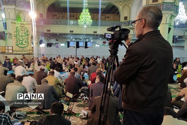 محفل انس با قرآن کریم در مصلای شهرری