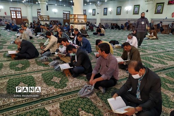 محفل انس با قرآن کریم در مصلای شهرری