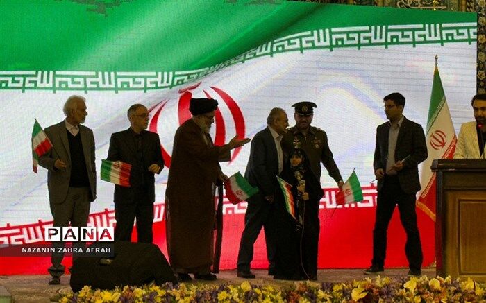 حال و هوای افتتاحیه سی‌امین نمایشگاه بین‌المللی قرآن کریم به روایت دانش‌آموز خبرنگار پانا/فیلم