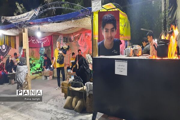 هوای ایثار و فداکاری در کافه «نخل قامتان» پارک تفریحی آهنشهر بافق