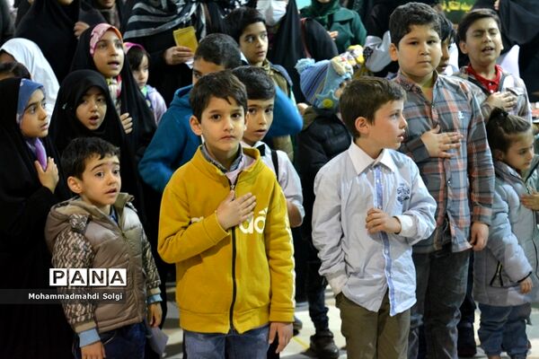 حضور سراسر نشاط خانواده‌ها و دانش‌آموزان در سی‌امین نمایشگاه بین المللی قرآن کریم