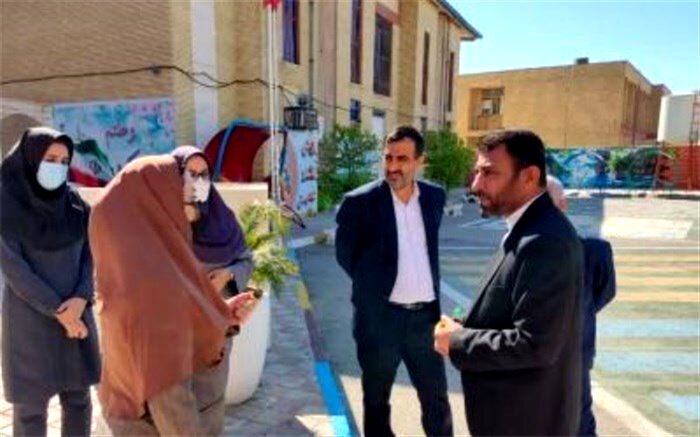 ماه رمضان فرصتی است تا با برگزاری محافل قرآنی نسل نوجوان را با آموزه‌های دینی آشنا کنیم