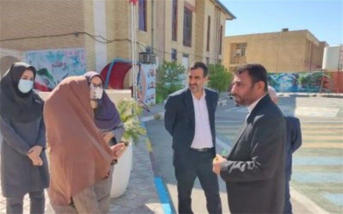ماه رمضان فرصتی است تا با برگزاری محافل قرآنی نسل نوجوان را با آموزه‌های دینی آشنا کنیم
