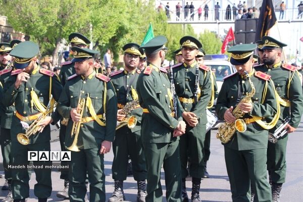 تشییع شهید مدافع حرم میلاد حیدری در شهرستان قرچک