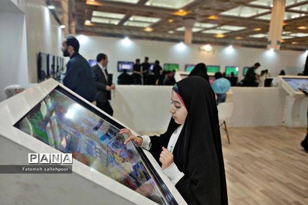 برگزاری نمایشگاه قرآن در سومین روز با حضور معاون پرورشی وزیر آموزش‌وپرورش