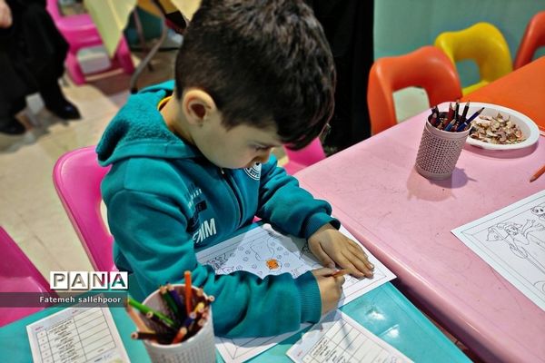 برگزاری نمایشگاه قرآن در سومین روز با حضور معاون پرورشی وزیر آموزش‌وپرورش