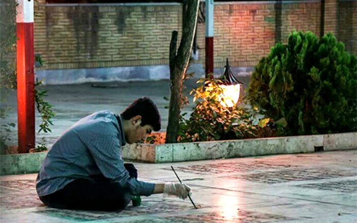 جهادگران سازمان دانش آموزی قم قبور شهدا را ترمیم می‌کنند