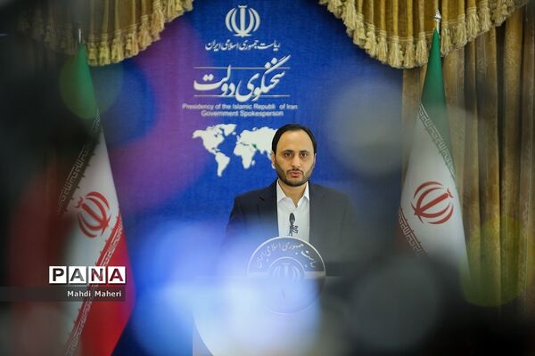 اولین نشست خبری سخنگوی دولت در سال ۱۴۰۲