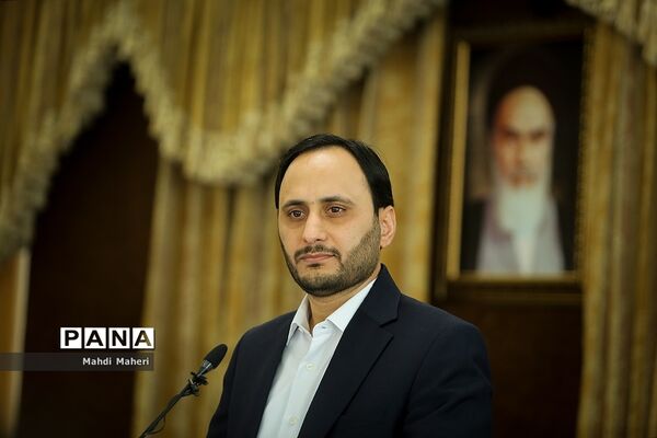 اولین نشست خبری سخنگوی دولت در سال ۱۴۰۲