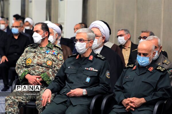 دیدار مسئولان و کارگزاران نظام با رهبر انقلاب