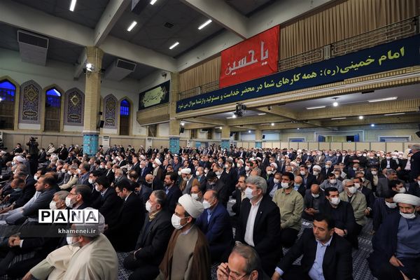 دیدار مسئولان و کارگزاران نظام با رهبر انقلاب