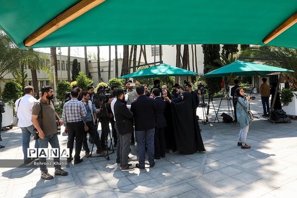 حاشیه جلسه هیات دولت