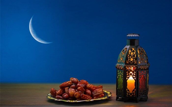 قناعت در ماه مبارک رمضان، از ضروریات زندگی است