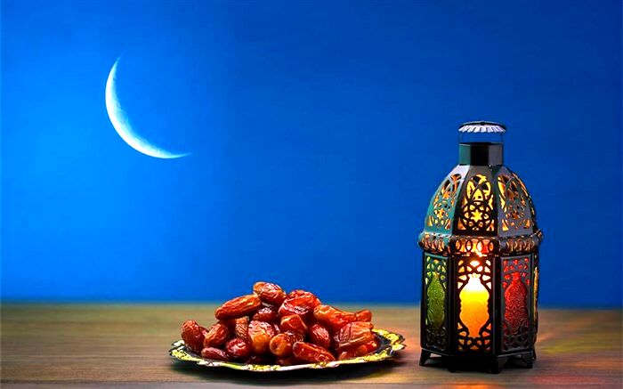قناعت در ماه مبارک رمضان، از ضروریات زندگی است