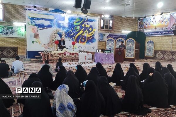 محفل انس با قرآن و تقدیر از حافظان و فعالان قرآنی در فشافویه