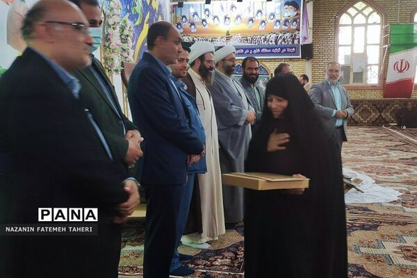 محفل انس با قرآن و تقدیر از حافظان و فعالان قرآنی در فشافویه