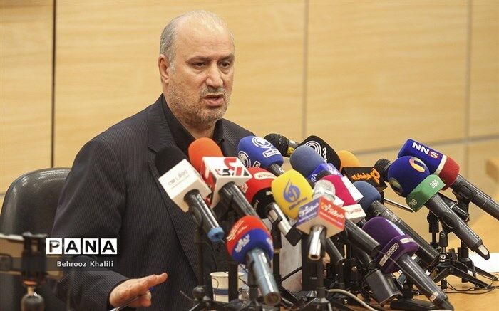 مخالفت  تاج با جدایی مدیر روابط عمومی فدراسیون