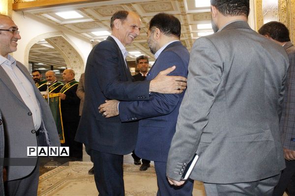 اولین روز هجدهمین نمایشگاه قرآن و عترت استان اصفهان