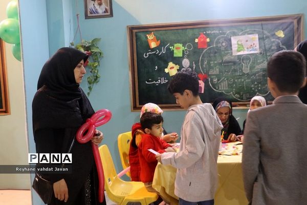 برگزاری پنجمین روز از نمایشگاه قرآن با استقبال پرشور خانواده ها و نوجوانان