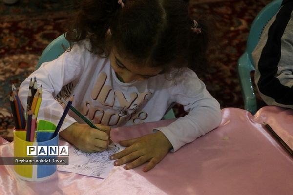 برگزاری پنجمین روز از نمایشگاه قرآن با استقبال پرشور خانواده ها و نوجوانان