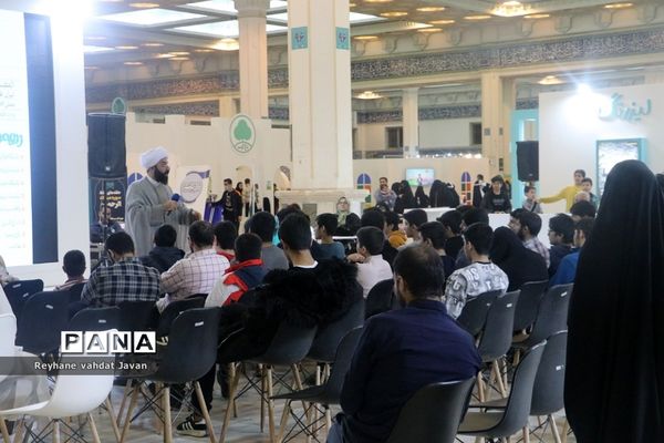 برگزاری پنجمین روز از نمایشگاه قرآن با استقبال پرشور خانواده ها و نوجوانان