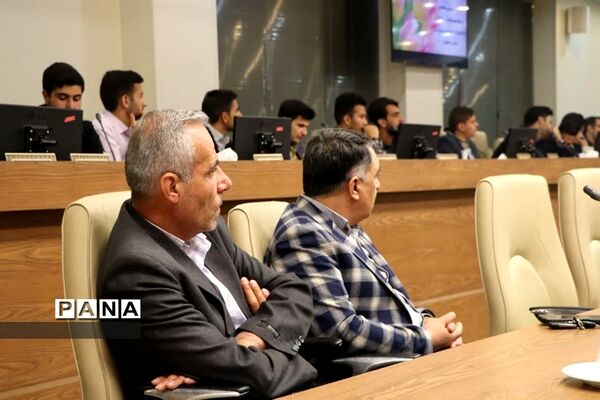 برگزاری مراسم تجلیل از اعضای گروه جهادی سازمان دانش‌آموزی استان اصفهان