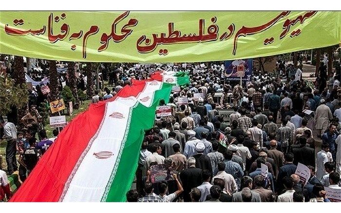 دانش‌آموزان شهرستان درمیان  از علت حضور در راهپیمایی روز جهانی  قدس می گویند/فیلم