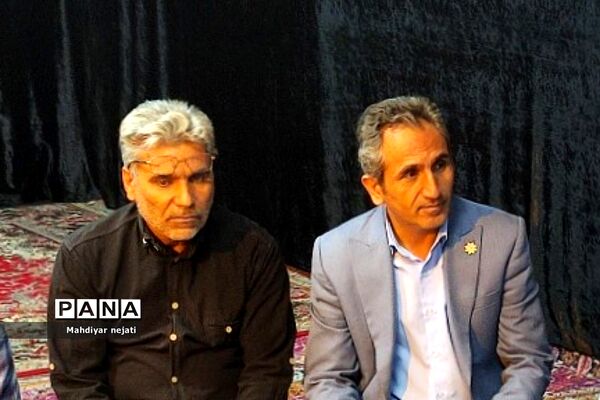 برگزاری محفل انس با قرِآن در دبیرستان شهید بهشتی رودهن