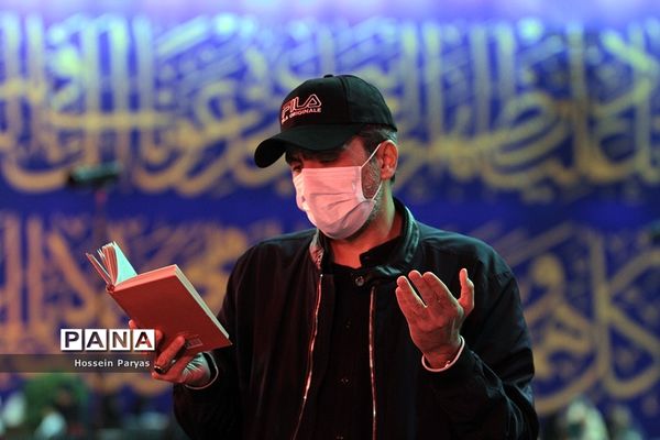 مراسم احیای شب بیست و یکم ماه رمضان در امام‌زاده صالح (ع)