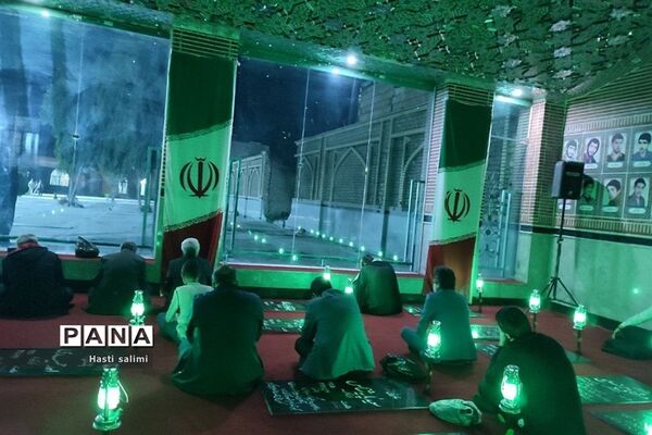 یادبود شهید میلاد حیدری در گلزار شهدای ولی‌آباد قرچک