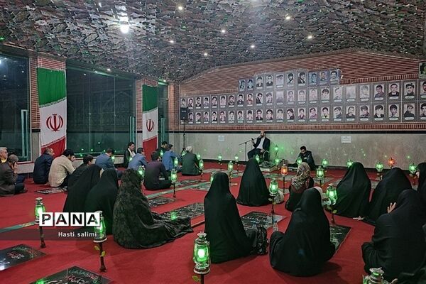 یادبود شهید میلاد حیدری در گلزار شهدای ولی‌آباد قرچک