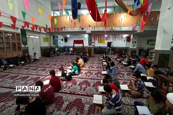 جلسات جز خوانی قرآن کریم توسط دانش‌آموزان مسجد امام حسین امیریه