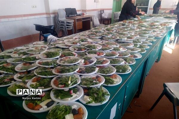 مراسم افطاری و تقدیر از دانش‌آموزان برگزیده دبیرستان میعاد قم