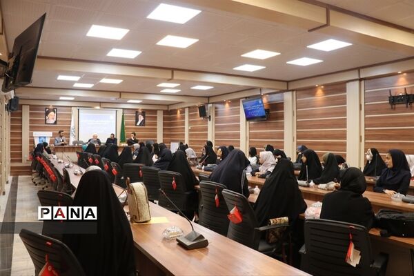 جلسه خبرنگاران پانا با مدیر ستاد اقامه نماز خراسان رضوی