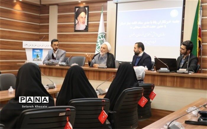 در جامعه امروز، هویت دینی دانش‌آموزان در حال ریزش است