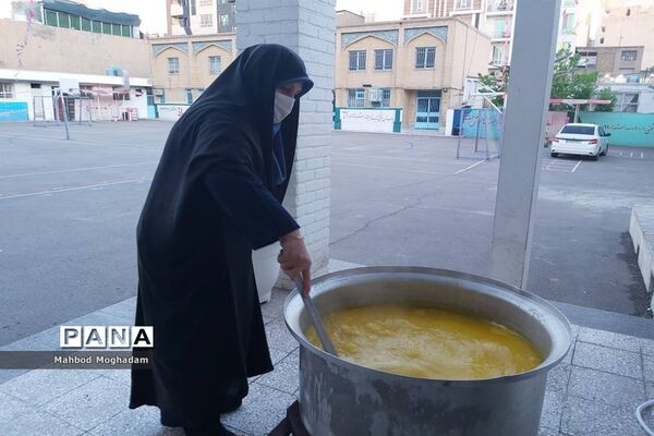 ضیافت افطاری همزمان با میلاد باسعادت امام حسن مجتبی(ع) در دبیرستان شهیده معصومه قزوینی