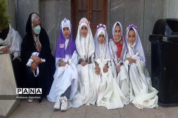 جشن بزرگ مادر و دختری  روزه اولی ها در حرم مطهر شاهچراغ (ع)