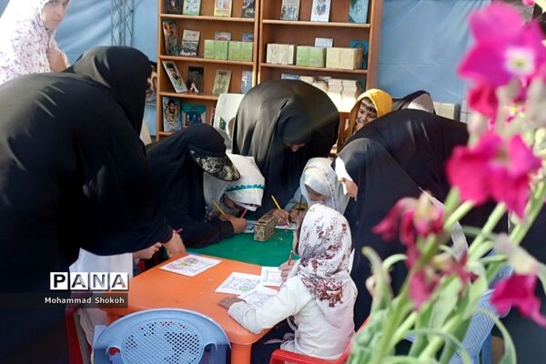 دورهمی بزرگ مادر و دختری در حرم مطهر شاهچراغ(ع)