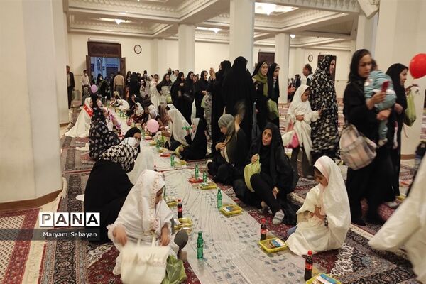 جشن بزرگ نمک پروردگان حسنی ویژه دختران روزه اولی ‌در شیراز