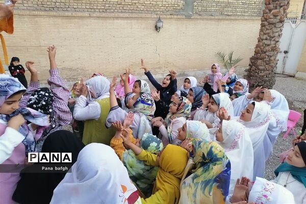 برگزاری جشن روزه اولی ها در کانون دانش آموختگان حضرت الزهرا (س) بافق