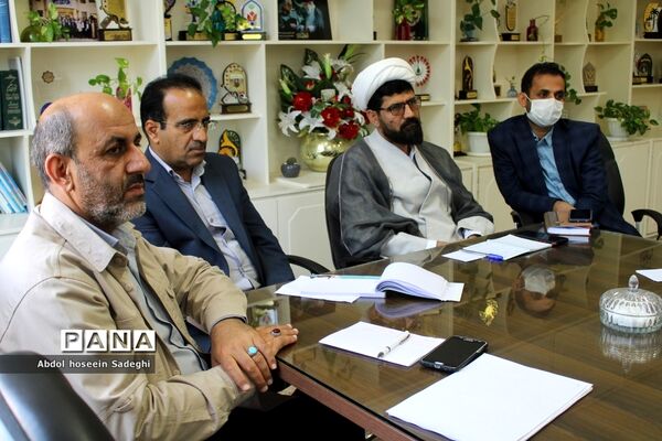 نشست هماهنگی ضیافت سفیران نور آموزش و پرورش استان بوشهر