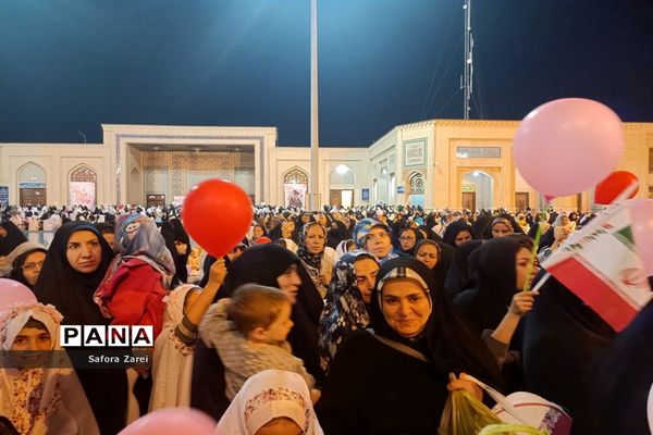 جشن روزه اولی ها با حضور بیش از چهار هزار دختر شیرازی در حرم مطهر حضرت شاهچراغ (ع)
