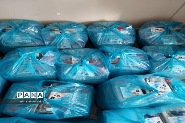 مراسم افطاری در مدرسه آزادی کهریزک