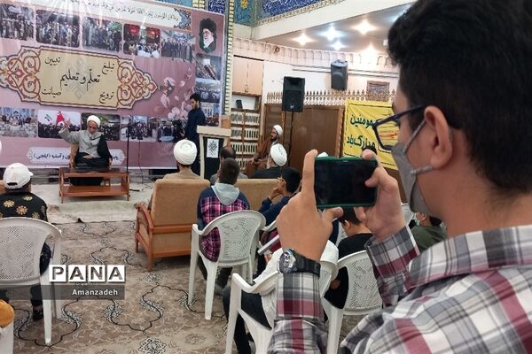 تجلیل از راه یافتگان مسابقات  دانش‌آموزی قرآنی به مرحله استانی