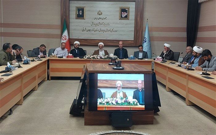 استفاده از پیشنهادات خلاقانه دانش آموزان و معلمان در برگزاری باشکوه راهپیمایی روز قدس