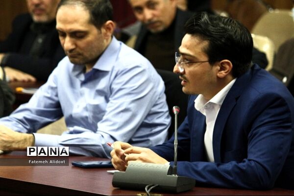 نشست خبری رئیس دانشگاه تبریز