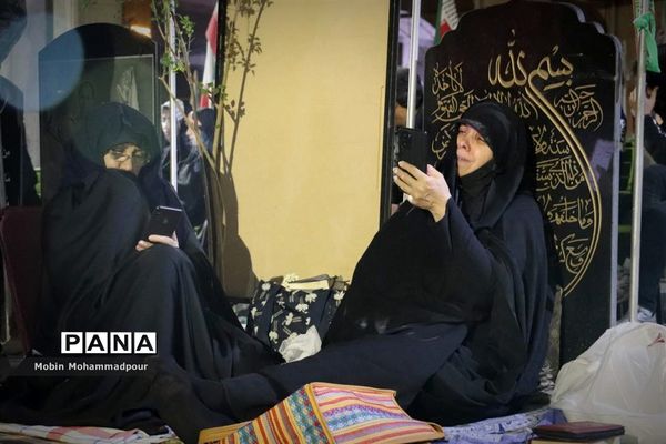 احیای شب اول قدر در گلزار شهدای تبریز