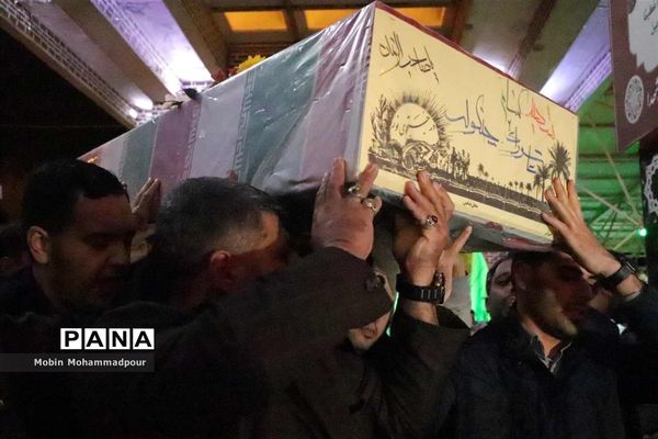 احیای شب اول قدر در گلزار شهدای تبریز